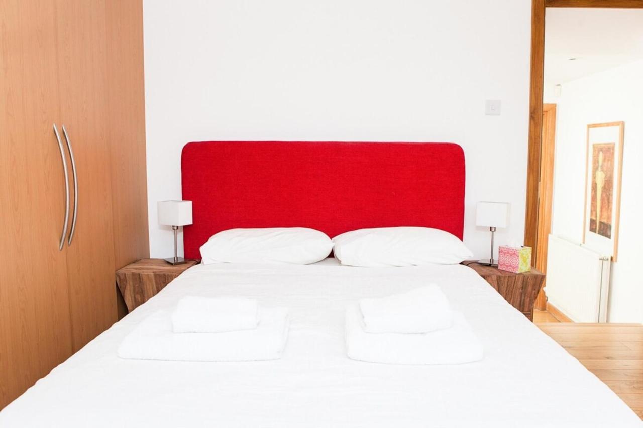 Spectacular Central 4-Bedroom Close To London Eye Екстер'єр фото